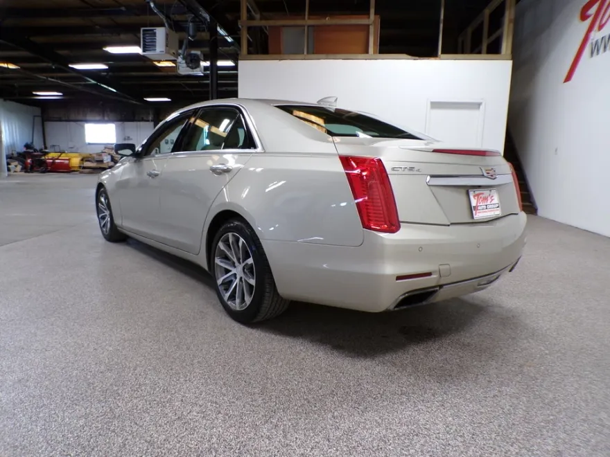 2016 Cadillac CTS Sedan Luxury photo 1