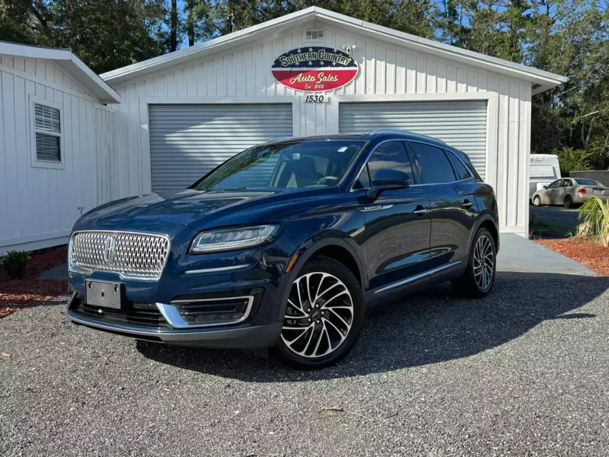 2019 Lincoln Nautilus Reserve photo 1