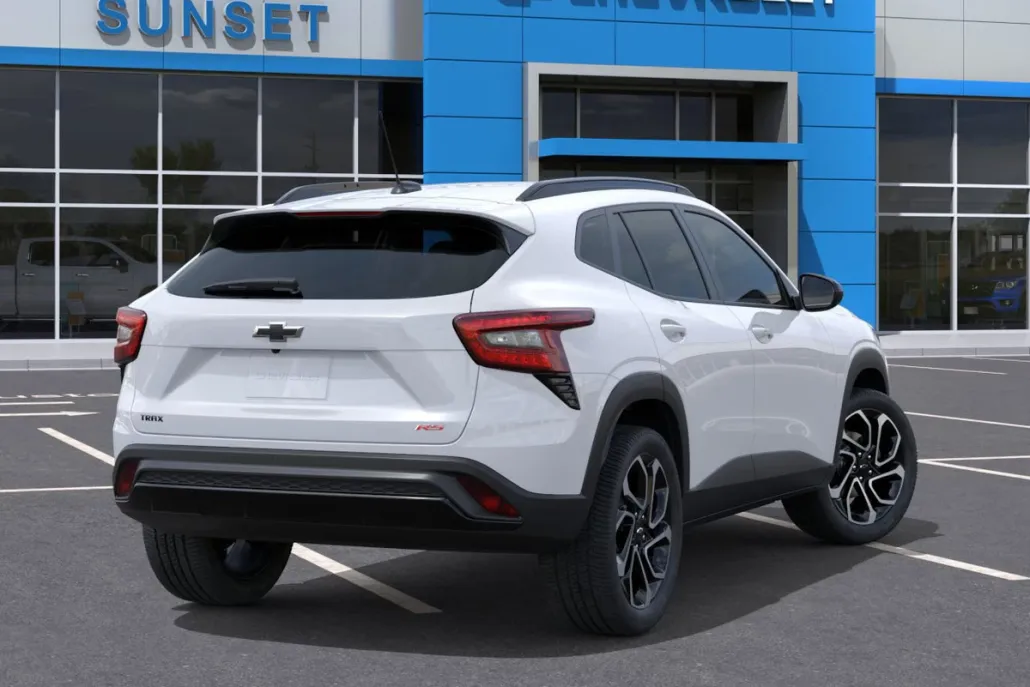 2025 Chevrolet Trax photo 1