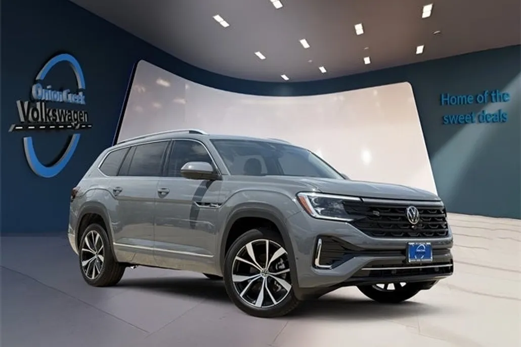 2025 Volkswagen Atlas SEL Premium R-Line photo 1
