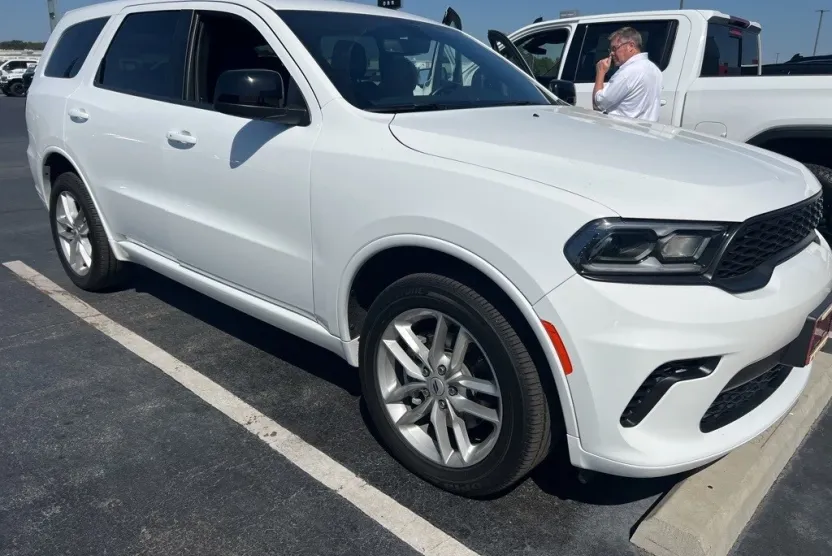 2025 Dodge Durango GT photo 1