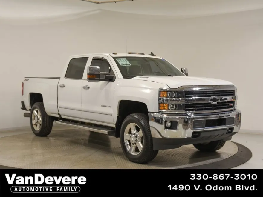 2016 Chevrolet Silverado 2500HD LTZ photo 1
