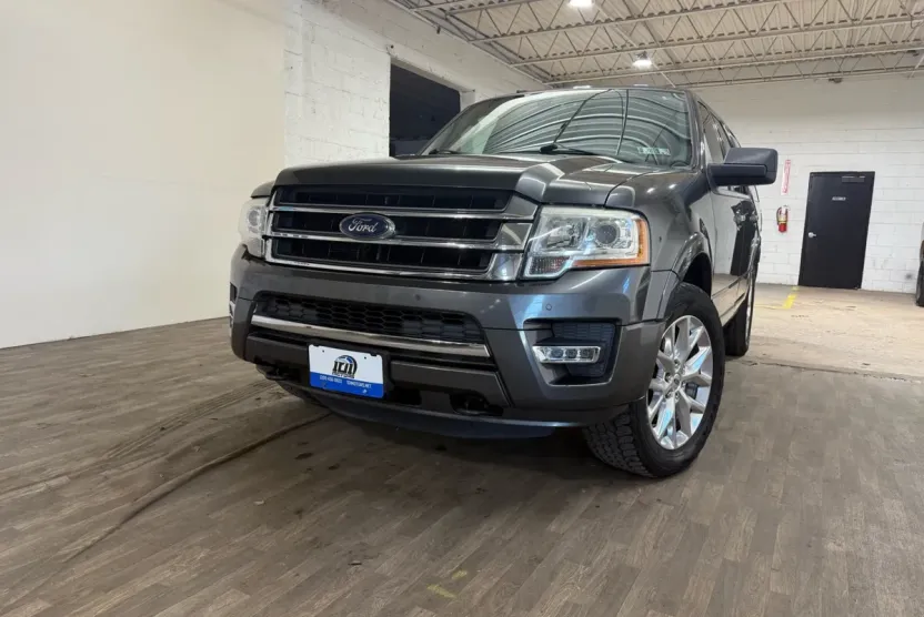 2016 Ford Expedition Limited photo 1