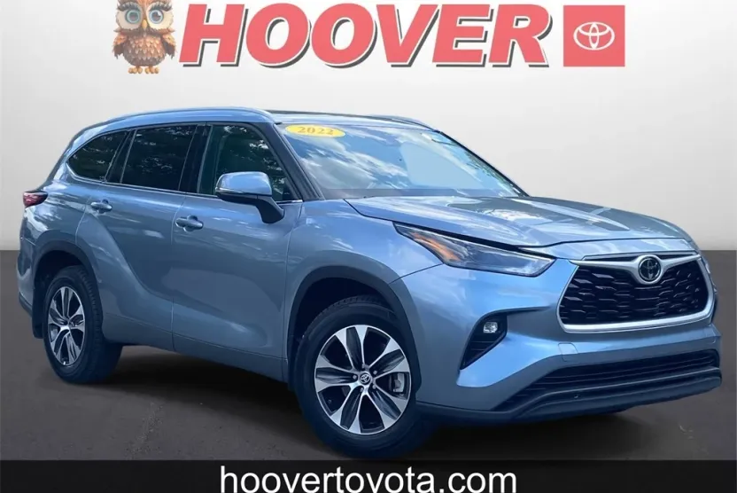 2022 Toyota Highlander XLE photo 1