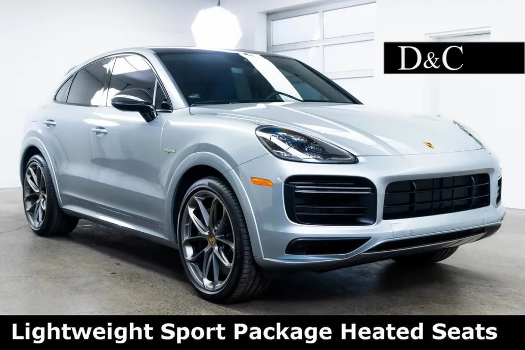 2023 Porsche Cayenne Turbo S E-Hybrid Coupe photo 1