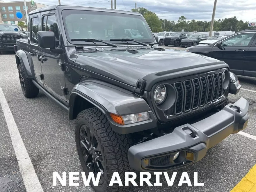 2025 Jeep Gladiator Sport photo 1
