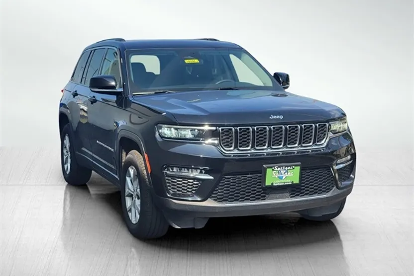2023 Jeep Grand Cherokee Limited photo 1