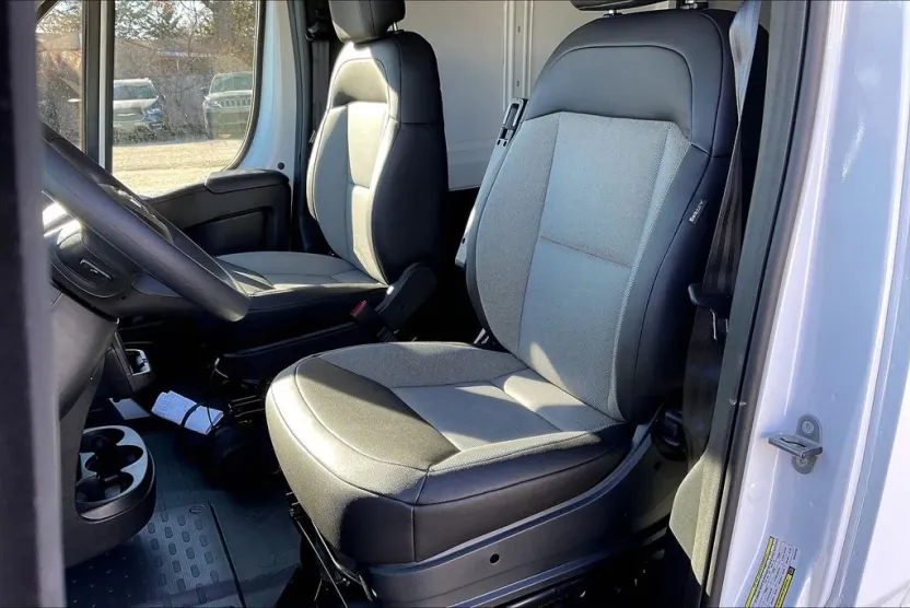 2025 Ram ProMaster 2500 Cargo Van photo 1