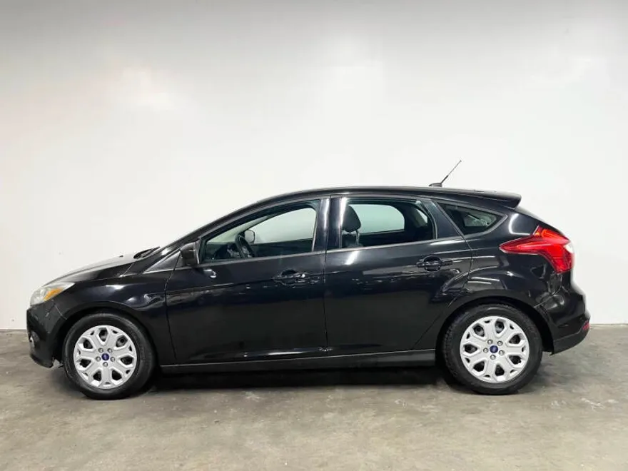 2012 Ford Focus SE photo 1