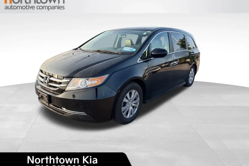 2016 Honda Odyssey EX-L photo 1
