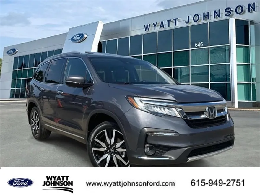 2022 Honda Pilot Touring photo 1