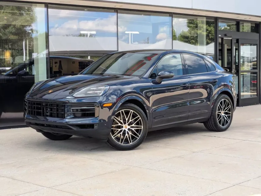 2026 Porsche Cayenne Coupe photo 1