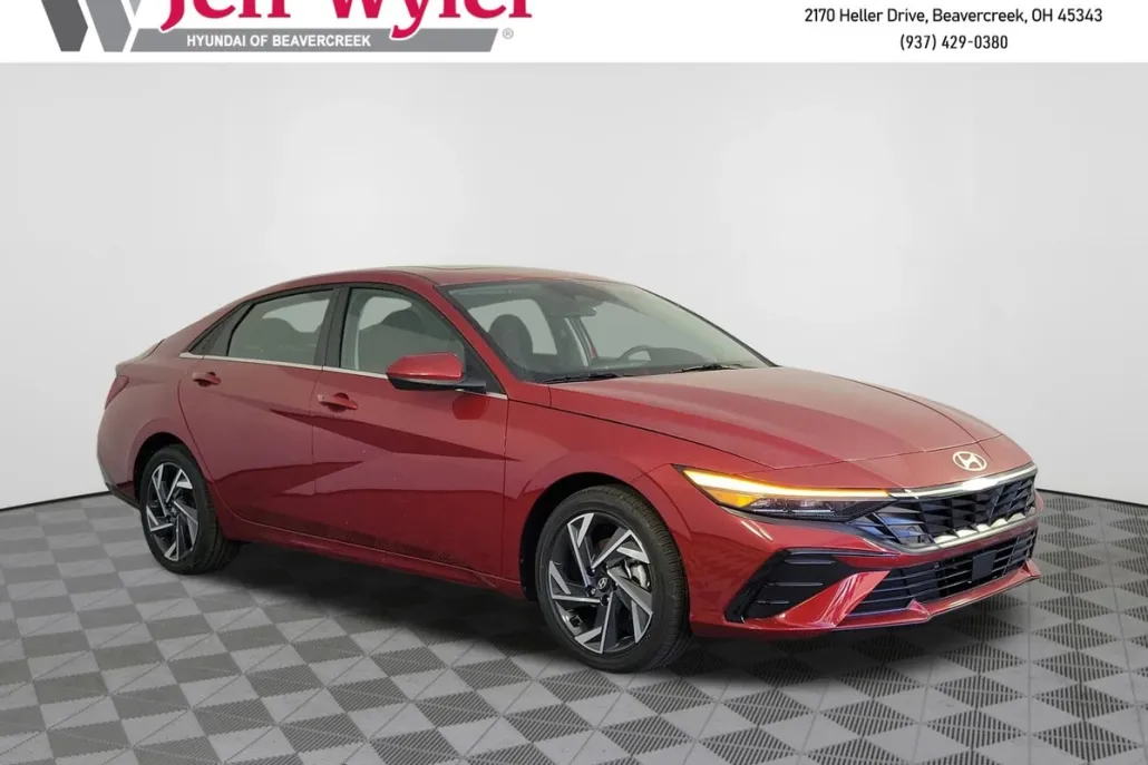 2025 Hyundai Elantra SEL Convenience photo 1