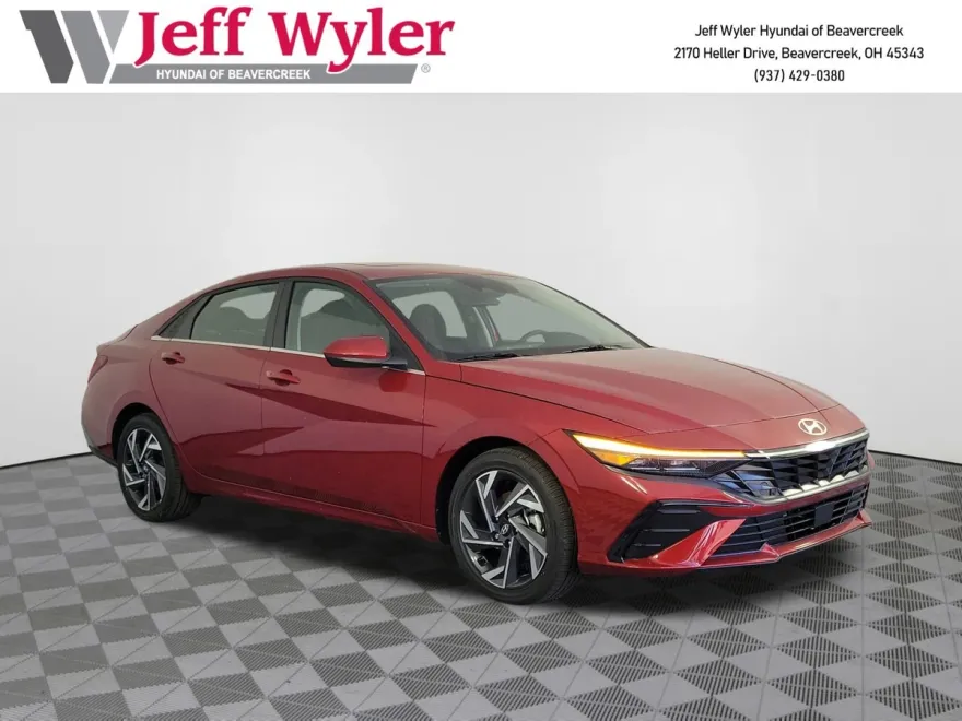 2025 Hyundai Elantra SEL Convenience photo 1