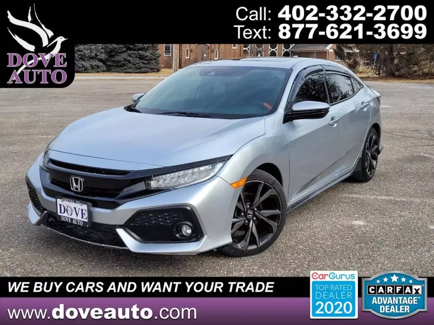 2019 Honda Civic Sport Touring photo 1