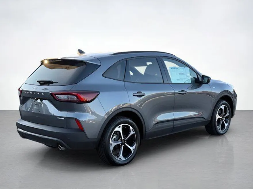 2025 Ford Escape Hybrid ST-Line Select photo 1