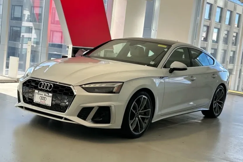 2023 Audi A5 S line Premium Plus 45 TFSI Quattro photo 1