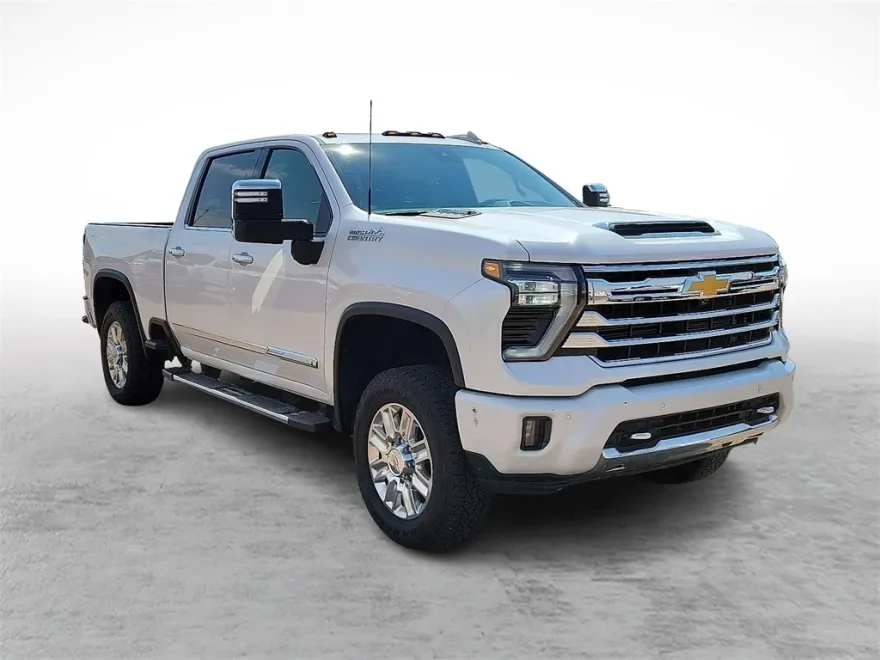 2024 Chevrolet Silverado 2500HD High Country photo 1