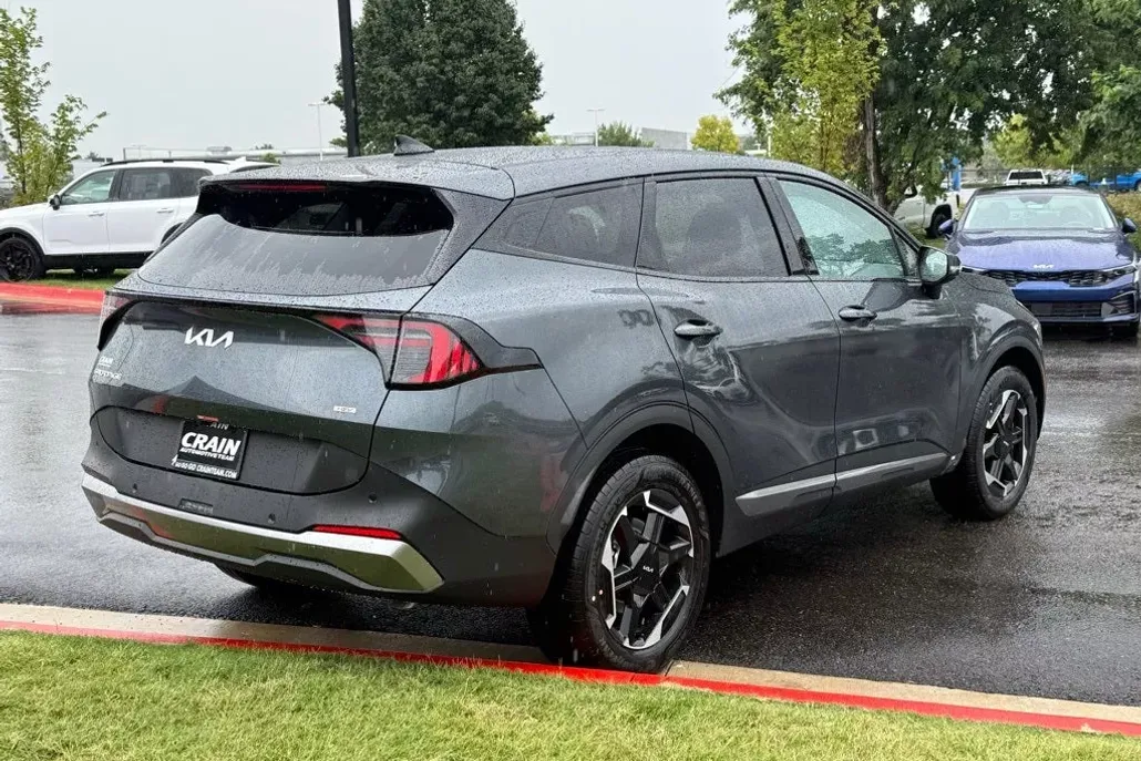 2026 Kia Sportage Hybrid S photo 1