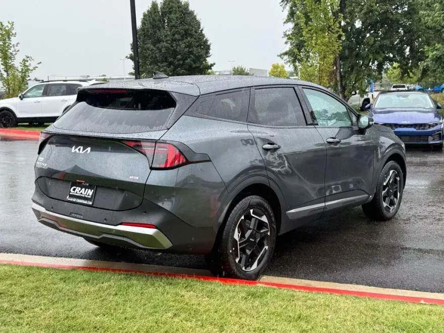 2026 Kia Sportage Hybrid S photo 1