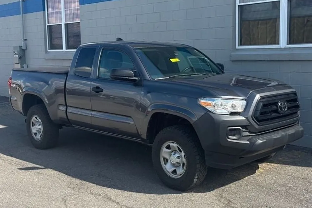 2021 Toyota Tacoma 4x4 Access Cab photo 1