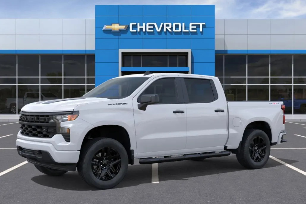 2026 Chevrolet Silverado 1500 Custom photo 1