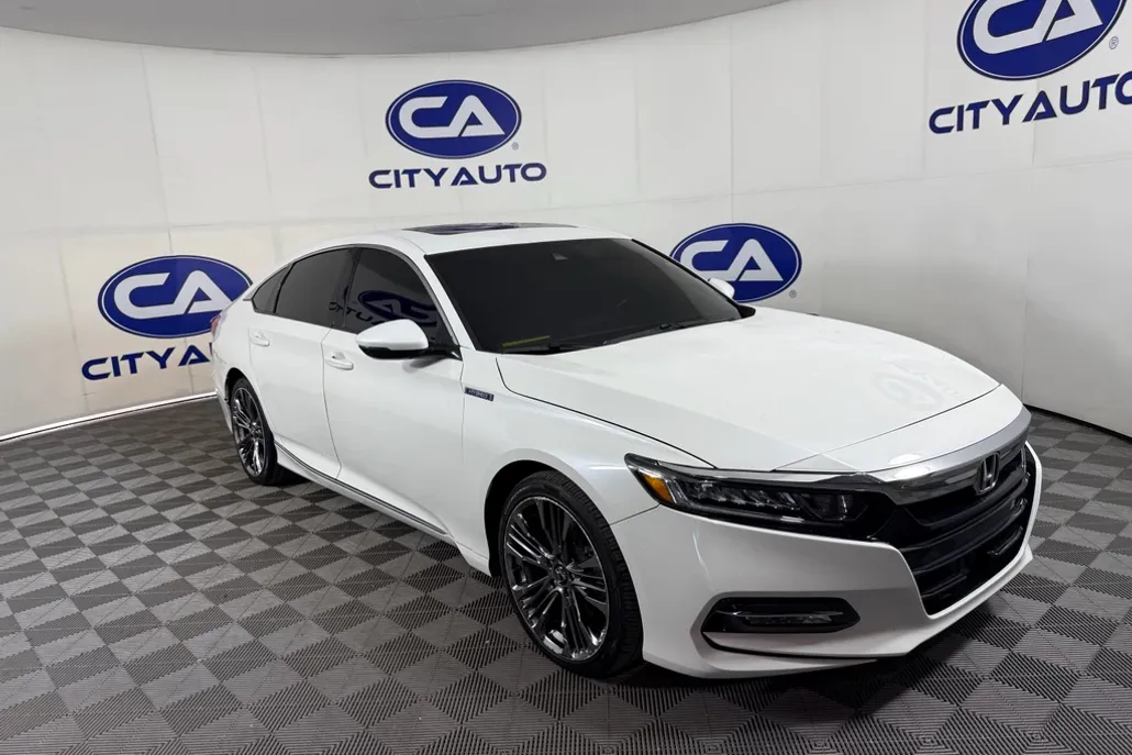 2019 Honda Accord Hybrid EX-L photo 1