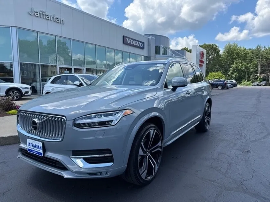 2024 Volvo XC90 Ultimate photo 1