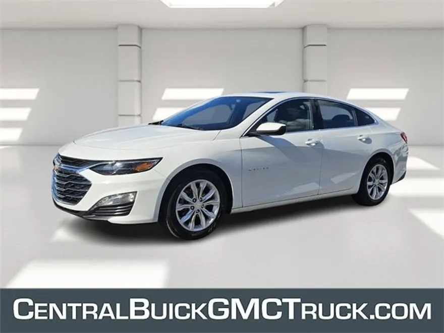 2024 Chevrolet Malibu 1LT photo 1