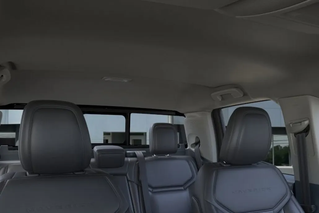 2025 Ford Maverick Lariat photo 1