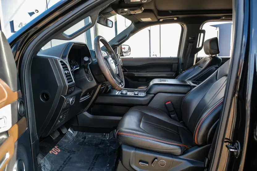 2020 Ford Expedition MAX King Ranch photo 1