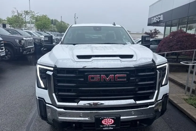 2025 Gmc Sierra 2500 HD Pro photo 1
