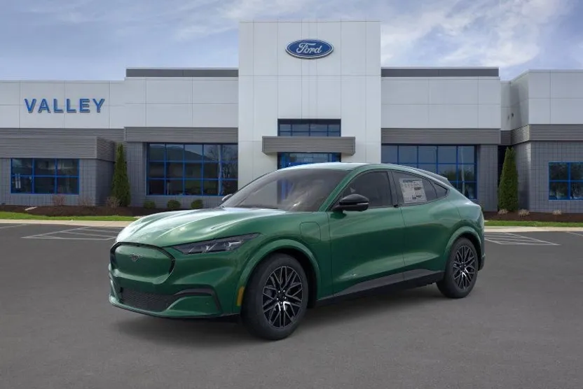 2025 Ford Mustang Mach-E Premium photo 1
