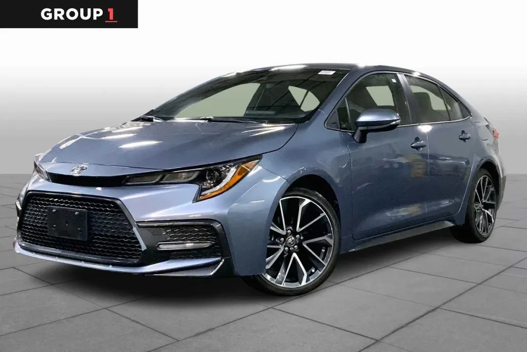 2022 Toyota Corolla SE photo 1