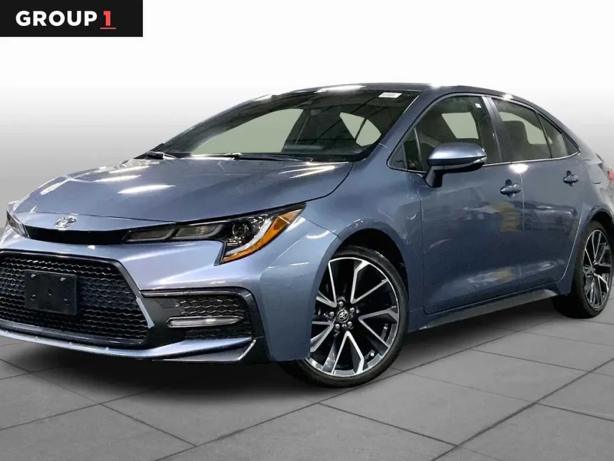 2022 Toyota Corolla SE photo 1