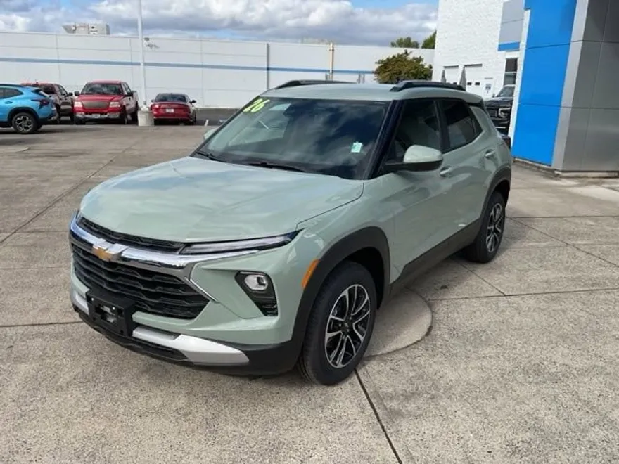 2026 Chevrolet Trailblazer LT photo 1