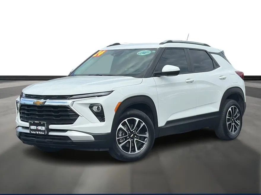 2024 Chevrolet Trailblazer LT photo 1