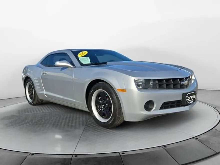 2013 Chevrolet Camaro 1LS photo 1