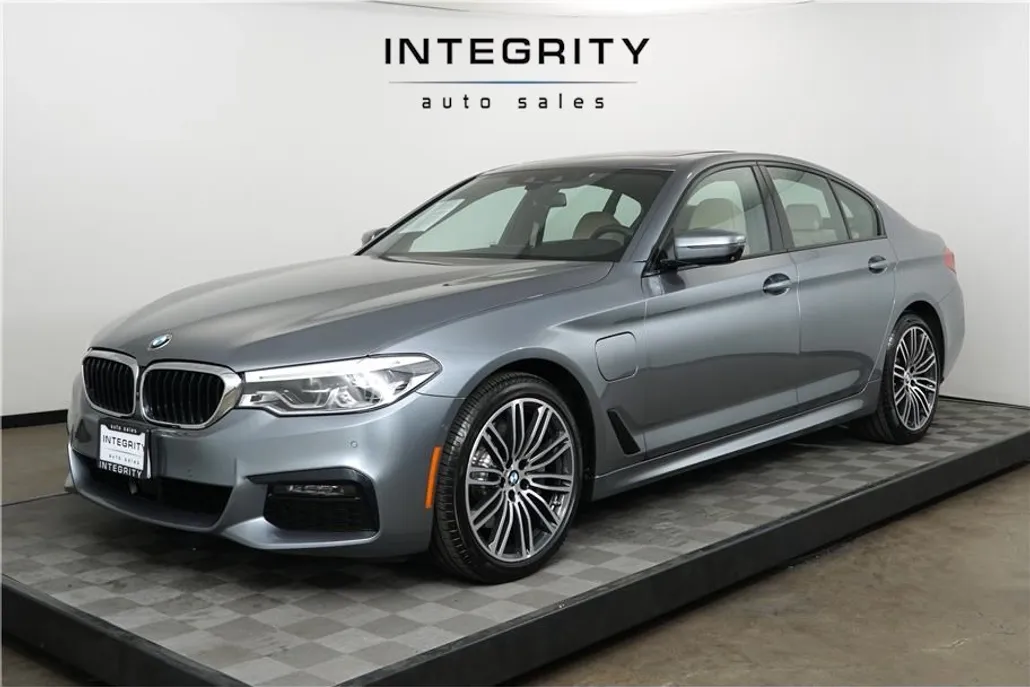 2020 Bmw 530e xDrive Sedan photo 1