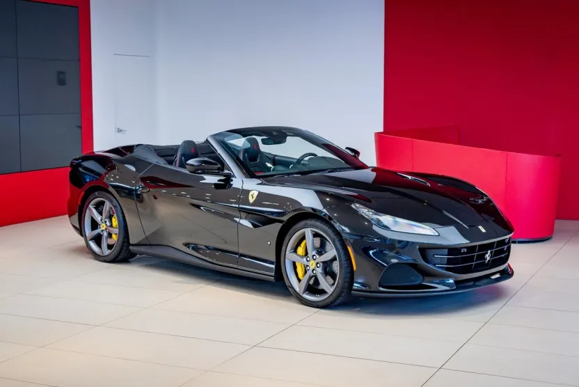 2023 Ferrari Portofino Base photo 1
