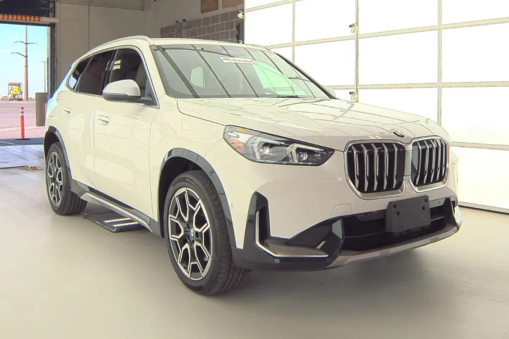 2023 Bmw X1 XDrive28i photo 1