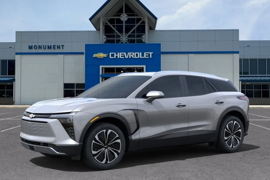 2025 Chevrolet Blazer EV photo 1