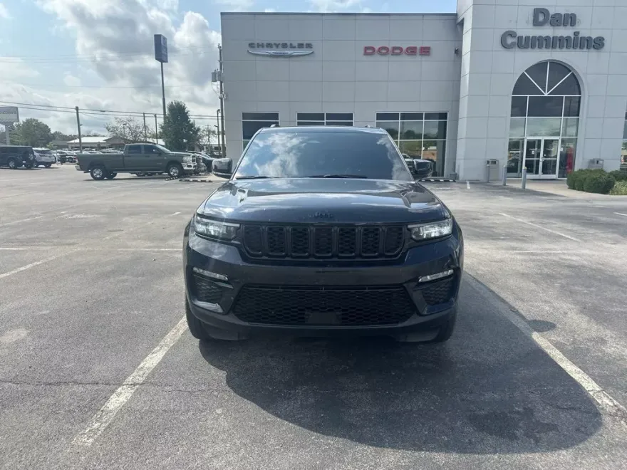 2024 Jeep Grand Cherokee Limited photo 1