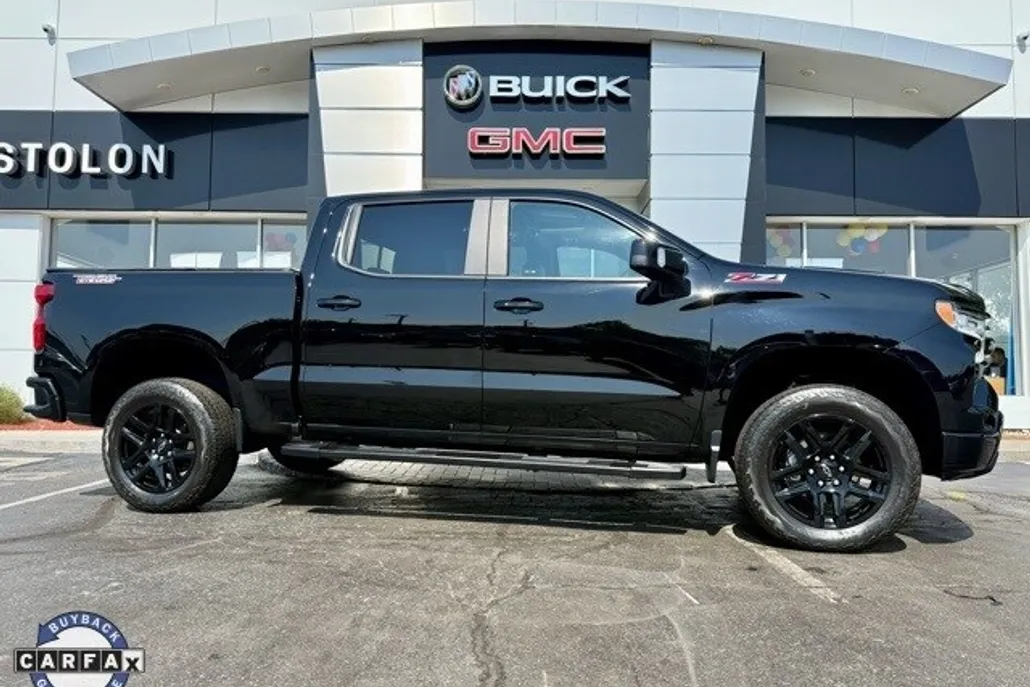 2022 Chevrolet Silverado 1500 LT Trail Boss photo 1