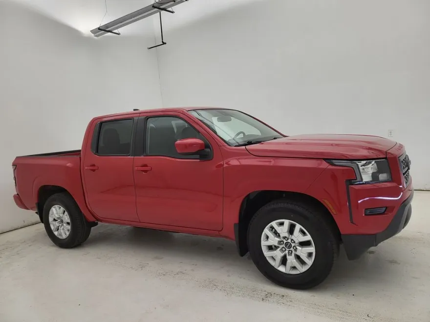 2022 Nissan Frontier SV photo 1
