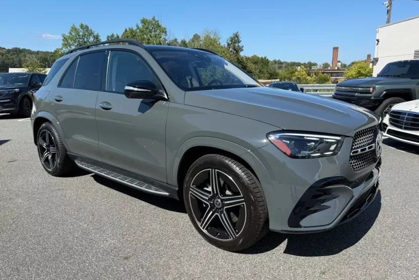2025 Mercedes Benz GLE 580 4MATIC photo 1