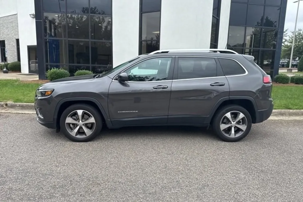 2021 Jeep Cherokee Limited photo 1