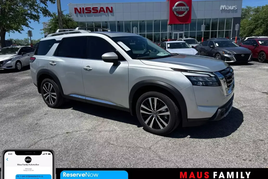 2025 Nissan Pathfinder Platinum photo 1