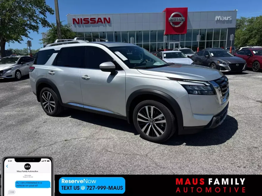 2025 Nissan Pathfinder Platinum photo 1