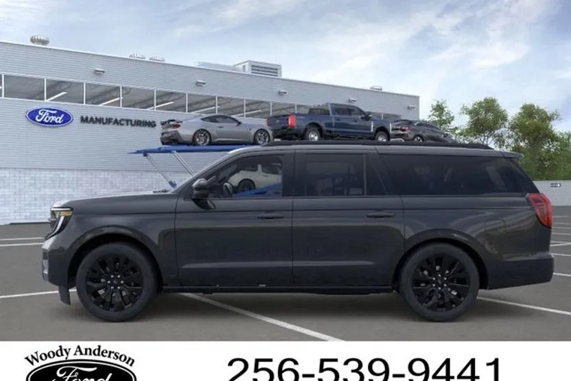 2025 Ford Expedition MAX Platinum photo 1
